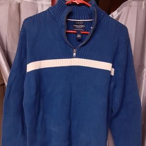 American eagle pullover